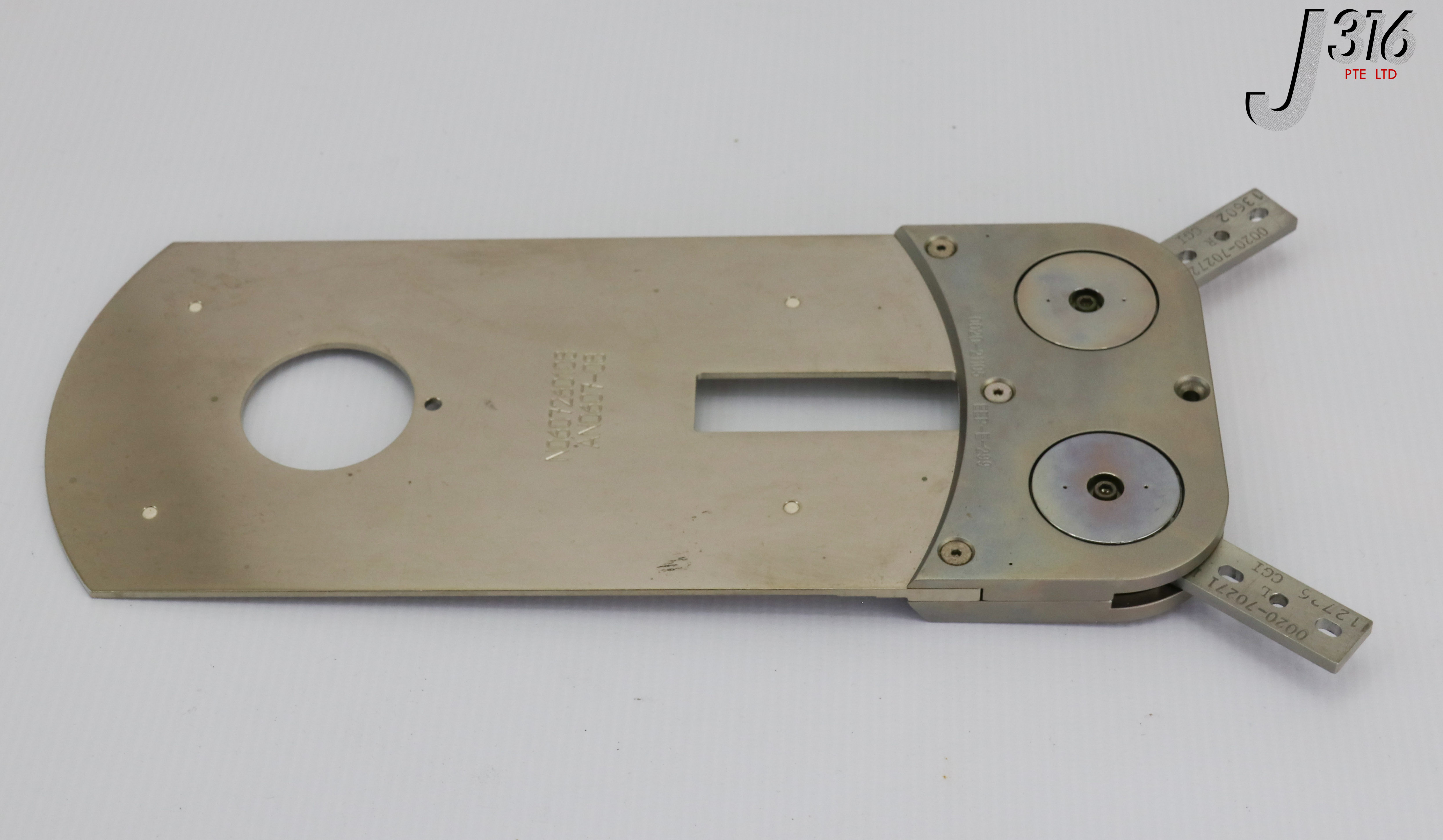 17858 APPLIED MATERIALS CLAMP 8